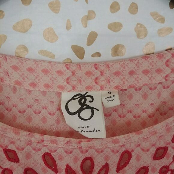 Anthropologie Euphemia Peasant Top Pullover Pink Size Small One September - Picture 7 of 7